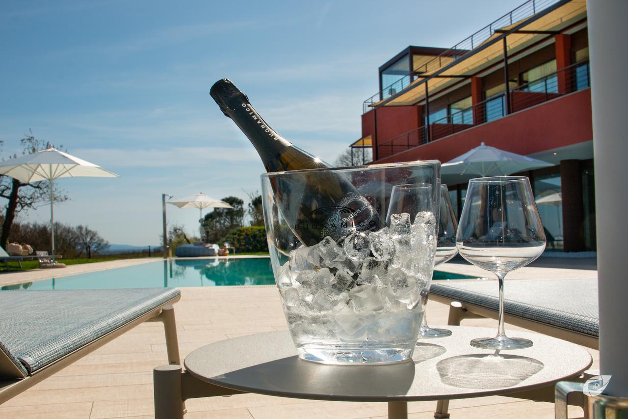 Buonamico Wine Resort Montecarlo Eksteriør billede